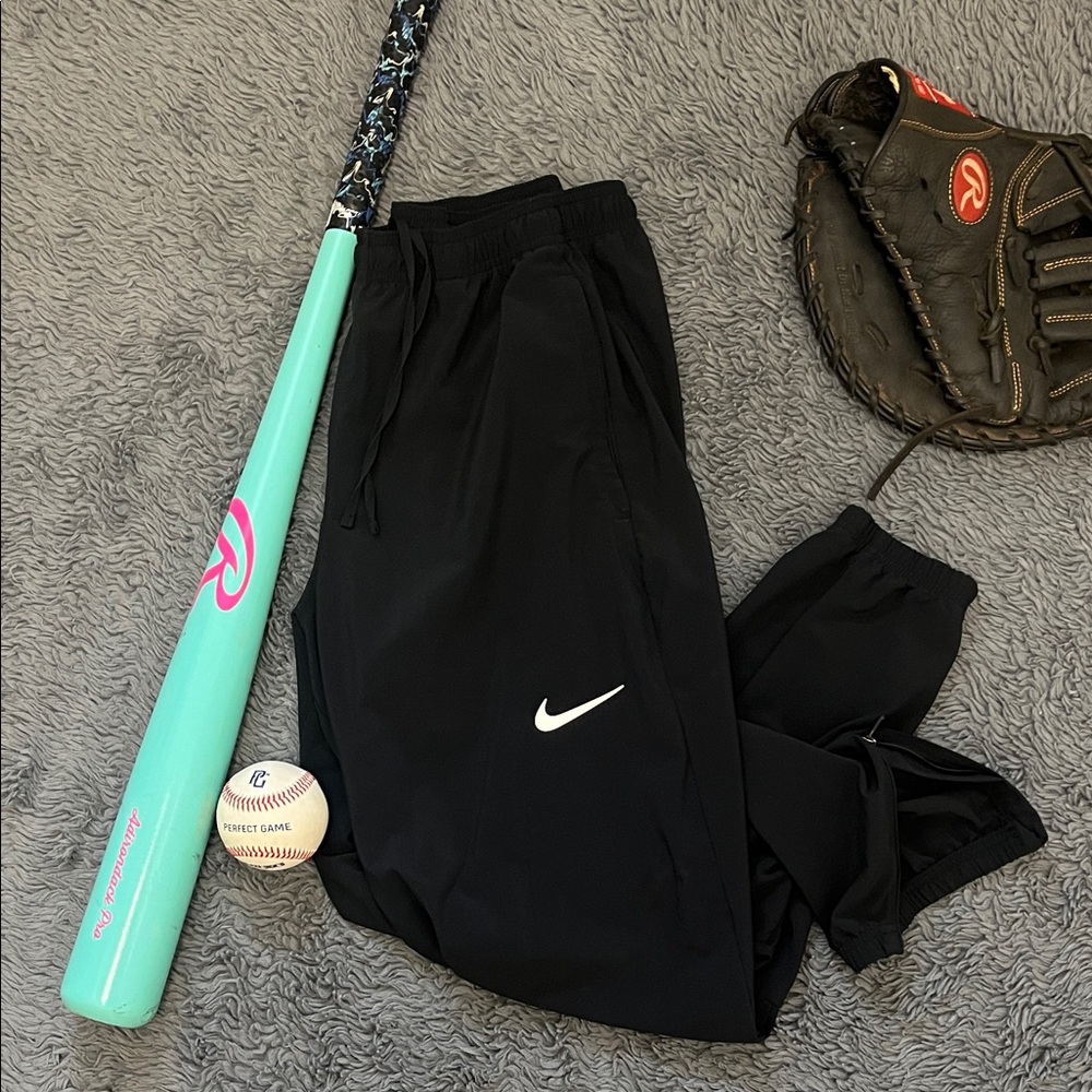 Men’s Nike Black Joggers / Wind Pants